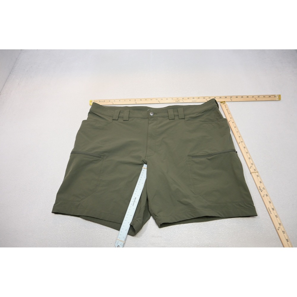 Duluth Trading Co Flexpedition Cargo Shorts Mens 48 Green‎ Relaxed Stretch EUC